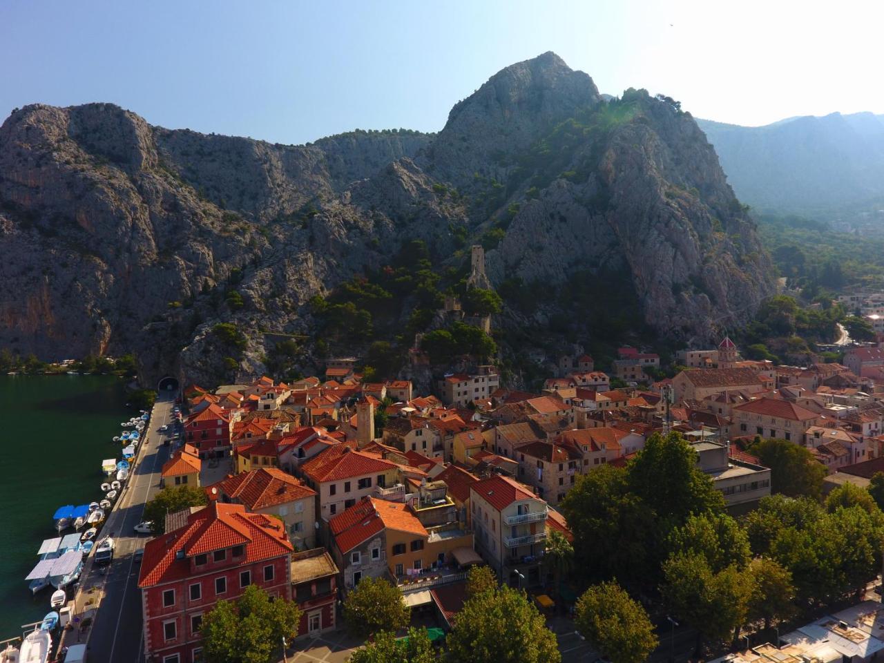 Inn By The River Omiš Exterior foto
